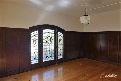 Property photo of 2 Collins Street Mount Lofty QLD 4350