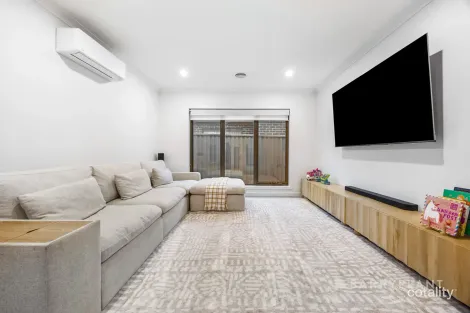 Property photo of 5 Whatman Street Lucas VIC 3350