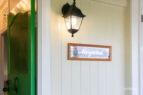 Property photo of 23 Whitehill Road Newtown QLD 4305