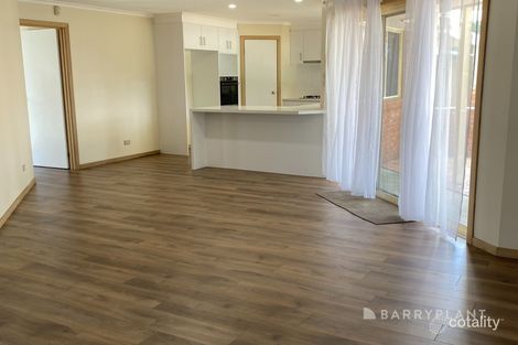 Property photo of 81 Rowes Road Werribee VIC 3030