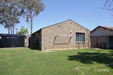 Property photo of 16 Darling Avenue Lurnea NSW 2170