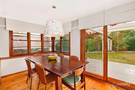 Property photo of 33 Warramoo Crescent Narrabundah ACT 2604