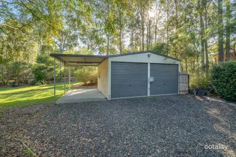 Property photo of 5 Whipbird Place Thornton NSW 2322