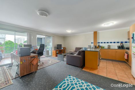 Property photo of 19/239 Shafston Avenue Kangaroo Point QLD 4169