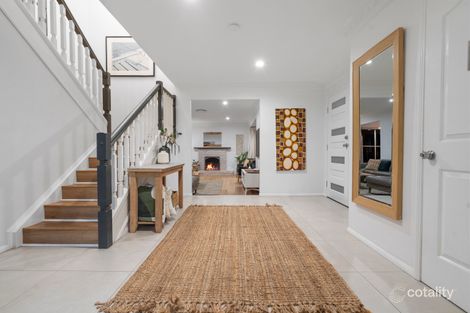 Property photo of 7 Whiteley Close Brookfield QLD 4069