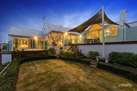 2 Harvell Ct, Highton, VIC 3216