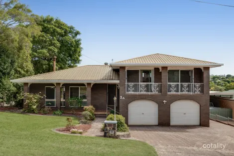 Property photo of 3A Storey Street Centenary Heights QLD 4350