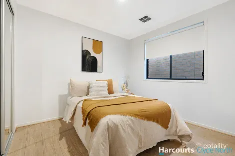 Property photo of 19 Swindale Way Clyde North VIC 3978