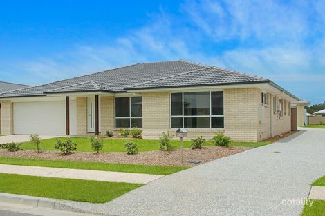 2/4 Woolgoolga Ct, Pottsville, NSW 2489