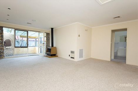 Property photo of 30 Broadsmith Street Scullin ACT 2614