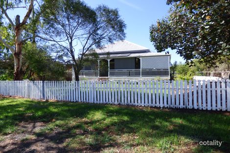 26 Chrystal St, Roma, QLD 4455