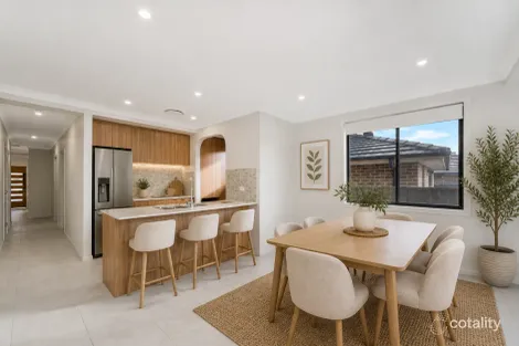 Property photo of 18 Aroona Avenue Austral NSW 2179