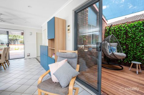 Property photo of 50 Evelyn Owen Crescent Dunlop ACT 2615