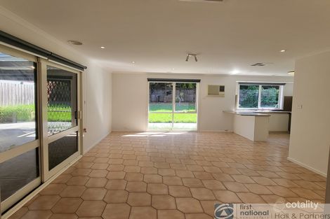 Property photo of 5 Weeden Crescent Hallam VIC 3803