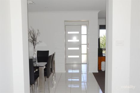 Property photo of 9 Cedar Crescent Parkes NSW 2870