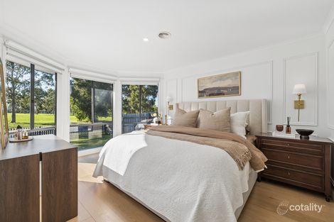 Property photo of 2 Bellflower Place Hampton Park VIC 3976