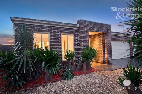 Property photo of 21 Joy Avenue Derrimut VIC 3026