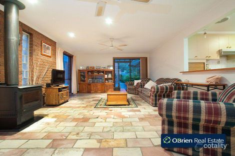 Property photo of 10 Roma Court Eumemmerring VIC 3177