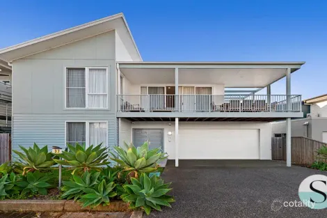 Property photo of 37 Seaside Circuit Caves Beach NSW 2281