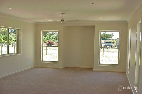 Property photo of 1 Pinnacle Court Craignish QLD 4655