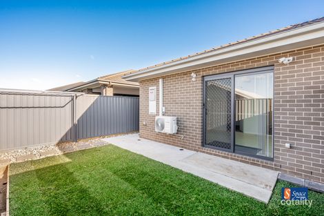 25 Rodwell Rd, Oran Park, NSW 2570