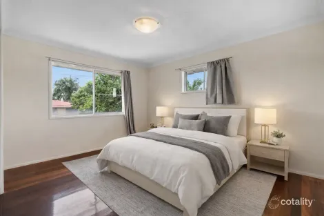 Property photo of 19 Nidalla Street Macgregor QLD 4109