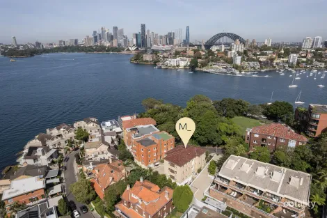 1/194 KURRABA RD, KURRABA POINT, NSW 2089