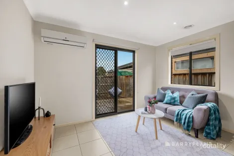 Property photo of 13 Petworth Close Mernda VIC 3754