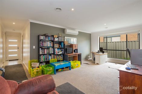 Property photo of 87 McNulty Drive Wendouree VIC 3355