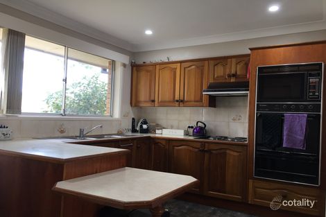 Property photo of 33 Manooka Crescent Bradbury NSW 2560