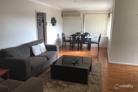Property photo of 33 Manooka Crescent Bradbury NSW 2560