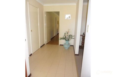 Property photo of 10 Nome Place Warnbro WA 6169
