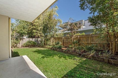 Property photo of 2/3 Railway Parade Nundah QLD 4012