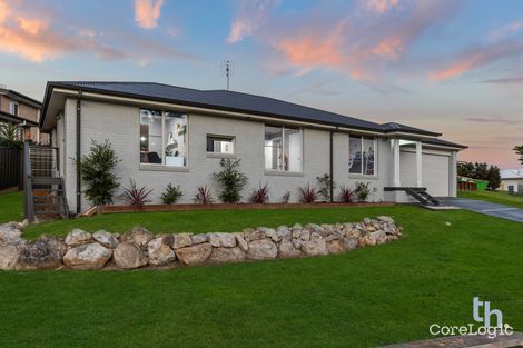 30 Manlius Dr, Cameron Park, NSW 2285