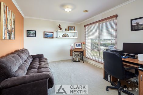 Property photo of 30 Walker Drive Drouin VIC 3818