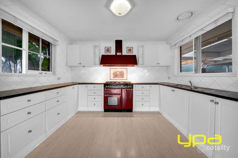 Property photo of 1/2 Cook Court Cranbourne North VIC 3977