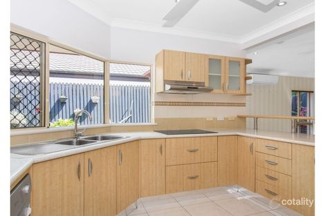 Property photo of 21 Chesterfield Close Brinsmead QLD 4870