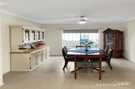 Property photo of 18 Bear Crescent Doreen VIC 3754