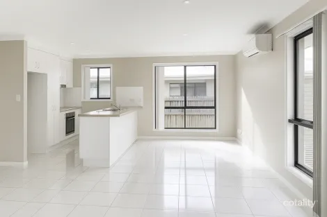 Property photo of 4 Amy Street Gracemere QLD 4702