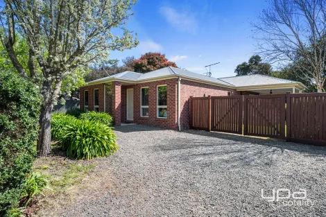 Property photo of 36 Steiglitz Street Ballan VIC 3342