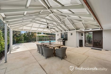 35 Berberis Way, Forrestfield, WA 6058