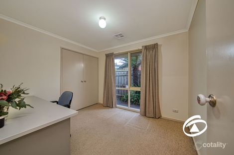 Property photo of 21 Tyntynder Close Berwick VIC 3806