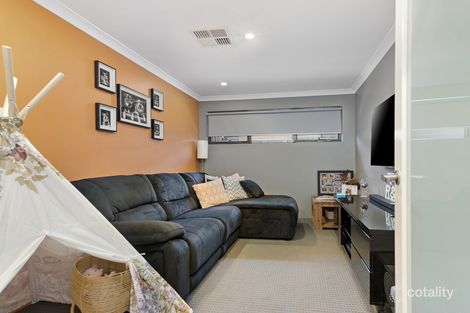 Property photo of 74 Bottlenose Circuit Waikiki WA 6169