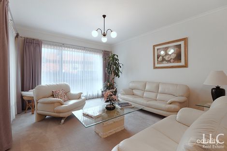 Property photo of 6 Ideal Court Rowville VIC 3178