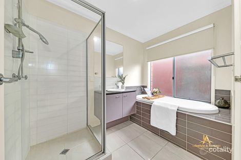 Property photo of 37 Gregson Grove Lyndhurst VIC 3975