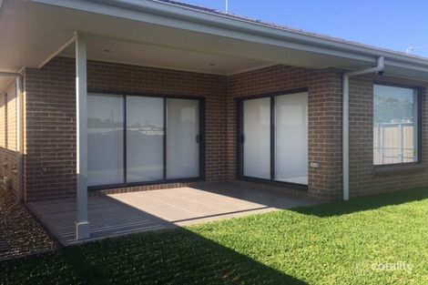 Property photo of 12 Empire Circuit Penrith NSW 2750