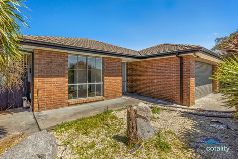 Property photo of 5 Belalie Close Hampton Park VIC 3976