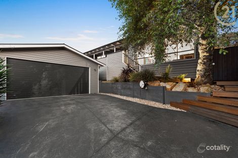 Property photo of 99 Strathavan Drive Berwick VIC 3806