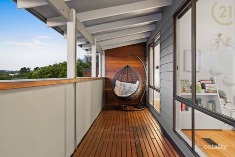 Property photo of 99 Strathavan Drive Berwick VIC 3806