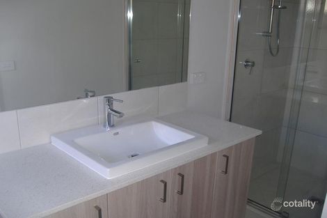 Property photo of 5/14 Sylvanwood Crescent Narre Warren VIC 3805